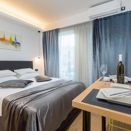 Studio Apartman Lilly With Private Parking In The Yard Of The House Pola Esterno foto