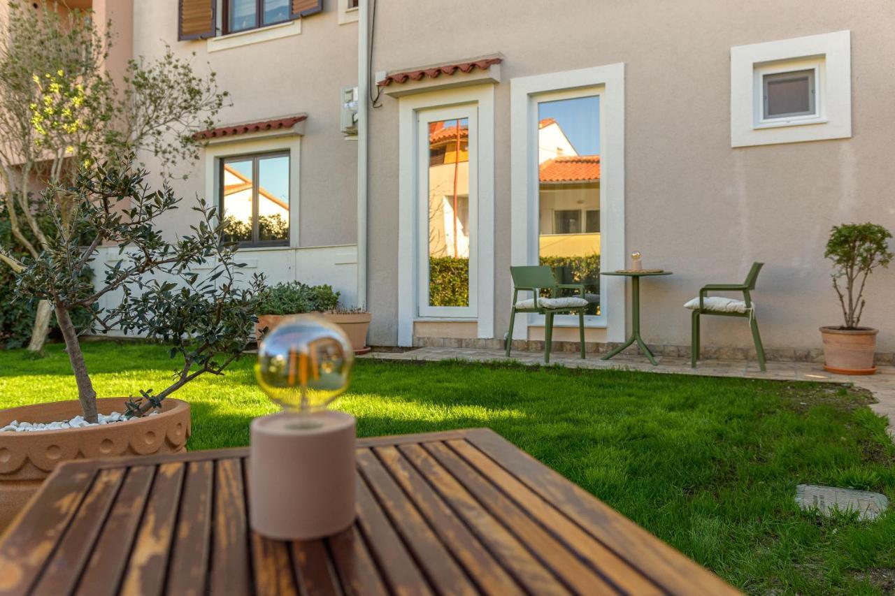 Studio Apartman Lilly With Private Parking In The Yard Of The House Pola Esterno foto